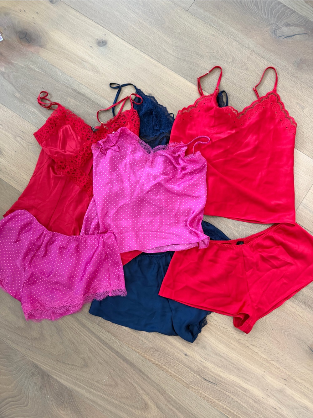 Multiple VS NWOT SETS